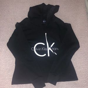 long sleeve cropped hoodie